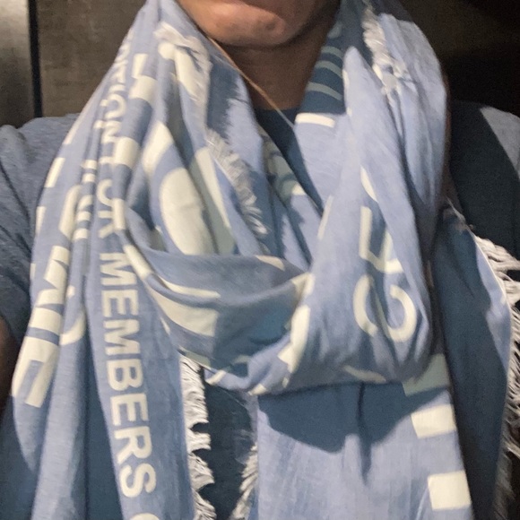 Diesel Scarf/Accessory - Picture 4 of 8